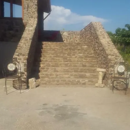 Casa In Pietra